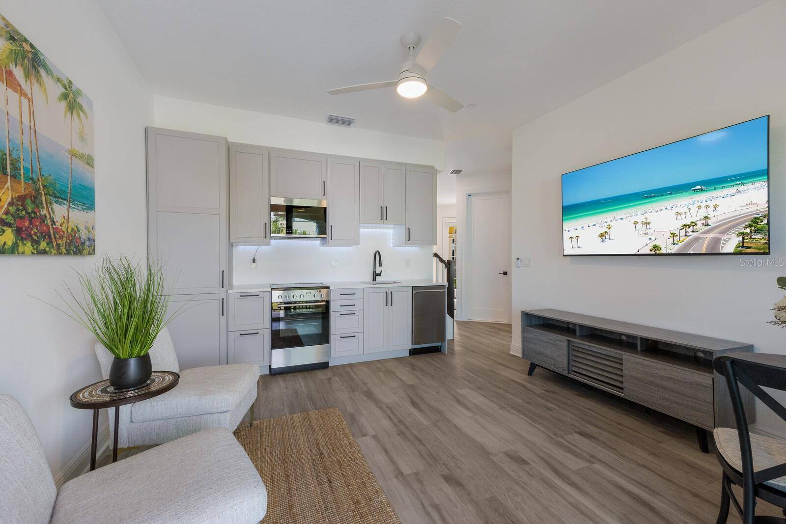 Apollo Beach, FL 33572,1450 SILVIA SHORES DR