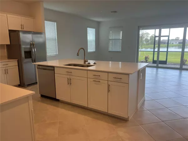 Venice, FL 34293,19095 CABERNET CT