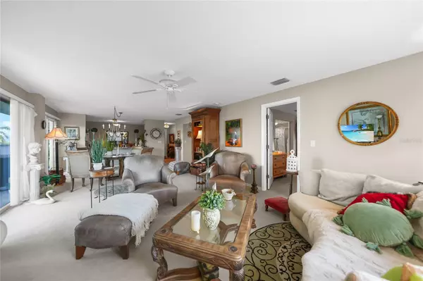 Punta Gorda, FL 33950,1477 PARK BEACH CIR #13