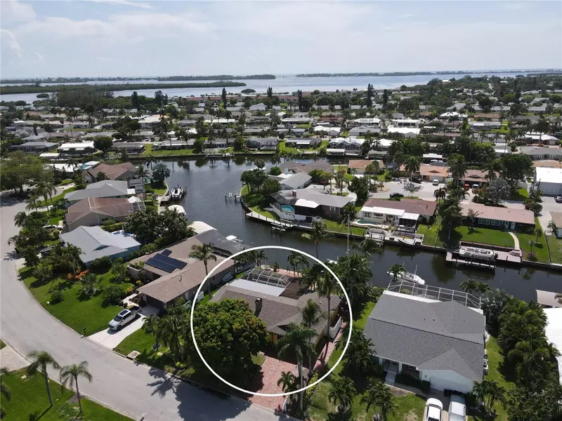 4532 MANGROVE POINT RD, Bradenton, FL 34210