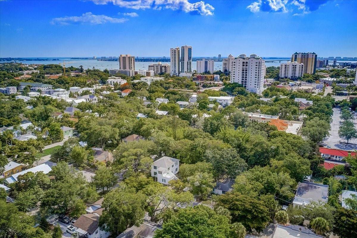 Sarasota, FL 34236,407 OHIO PL