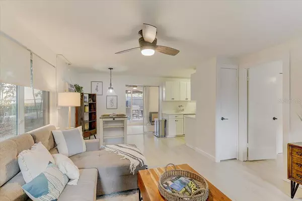 Sarasota, FL 34236,407 OHIO PL