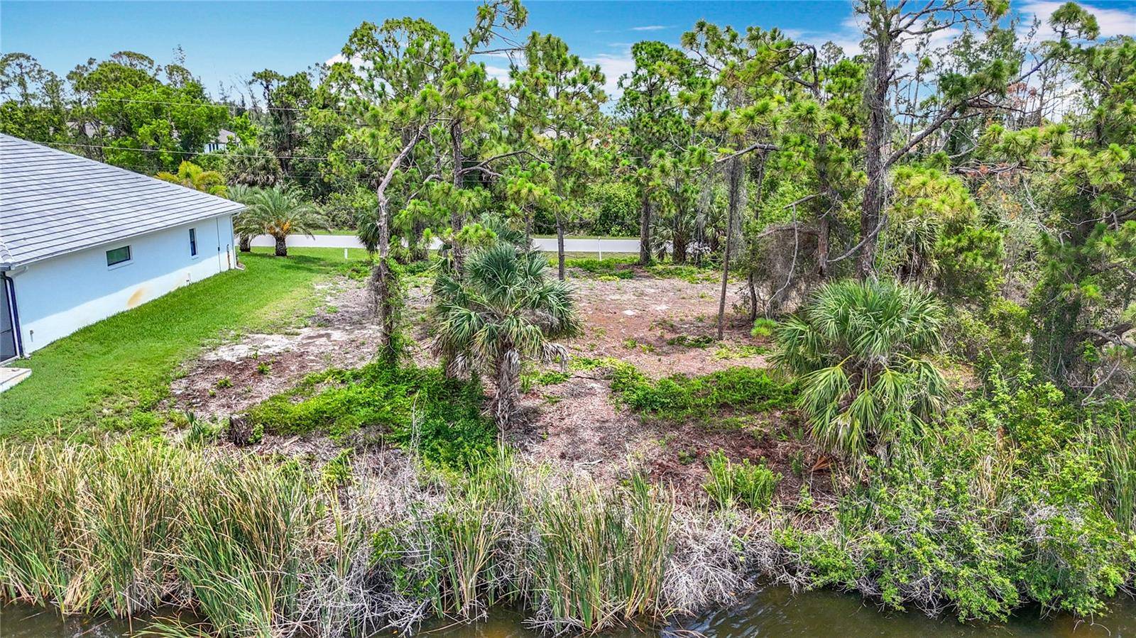 Port Charlotte, FL 33981,15640 ALDAMA CIR