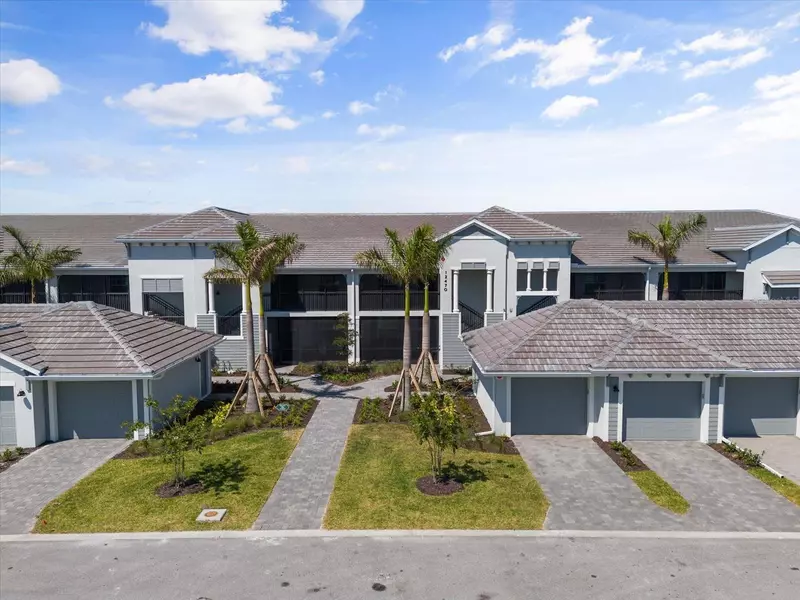 12470 WELLEN GOLF ST #205, Venice, FL 34293