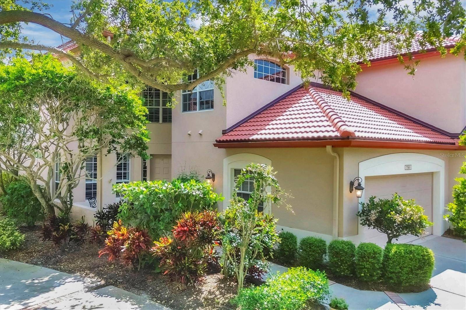 7365 REGINA ROYALE BLVD #10, Sarasota, FL 34238