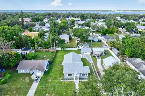 2416 7TH AVE W, Bradenton, FL 34205