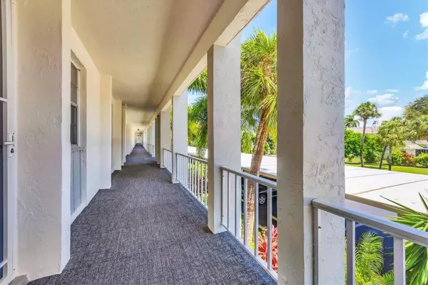 Longboat Key, FL 34228,4330 FALMOUTH DR #C202