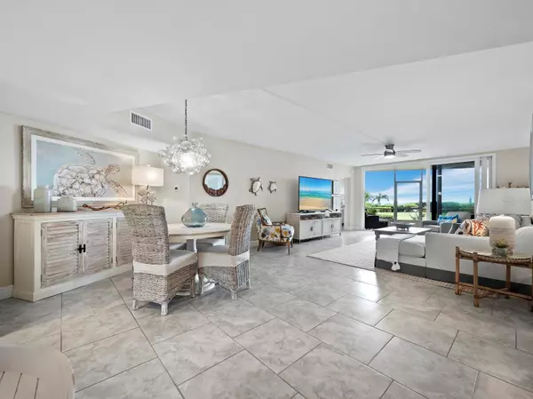 Longboat Key, FL 34228,4825 GULF OF MEXICO DR #105