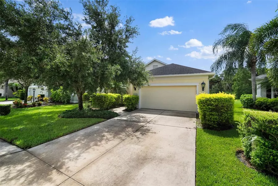 4708 WOODBROOK DR, Sarasota, FL 34243