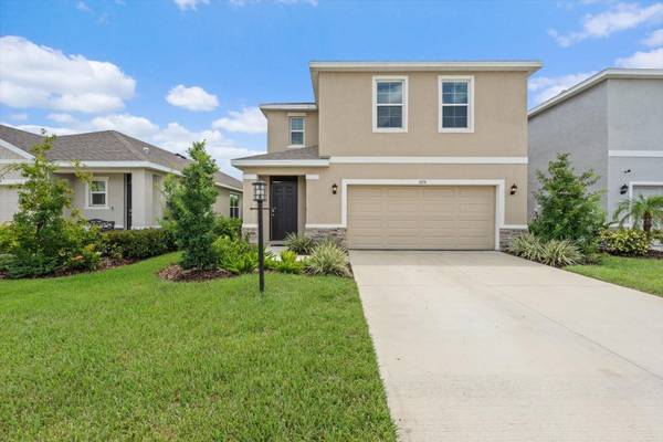 3231 HILLTOP CIR, Lakewood Ranch, FL 34211