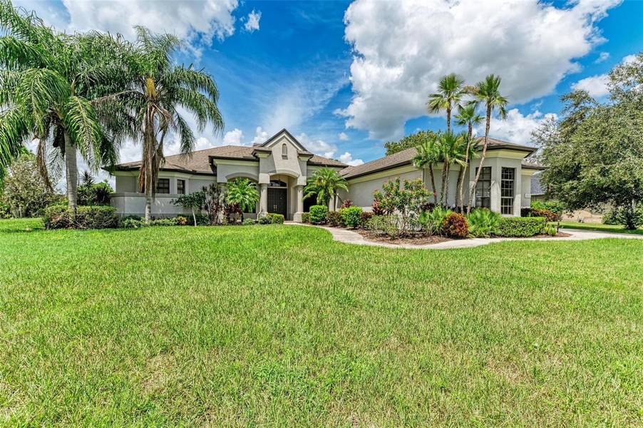 8112 PANTHER RIDGE TRL, Bradenton, FL 34202