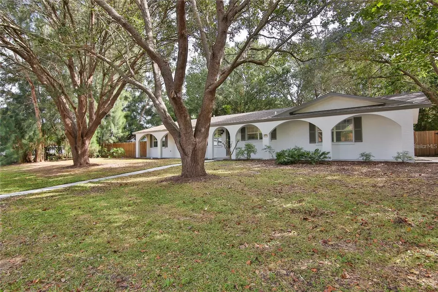 2912 PINECREST WAY, Sarasota, FL 34239