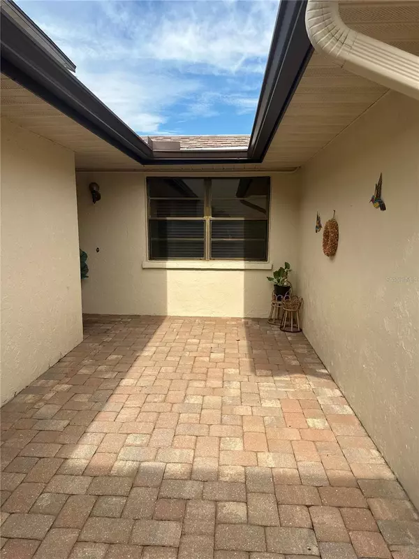 Bradenton, FL 34210,4644 LA JOLLA DR