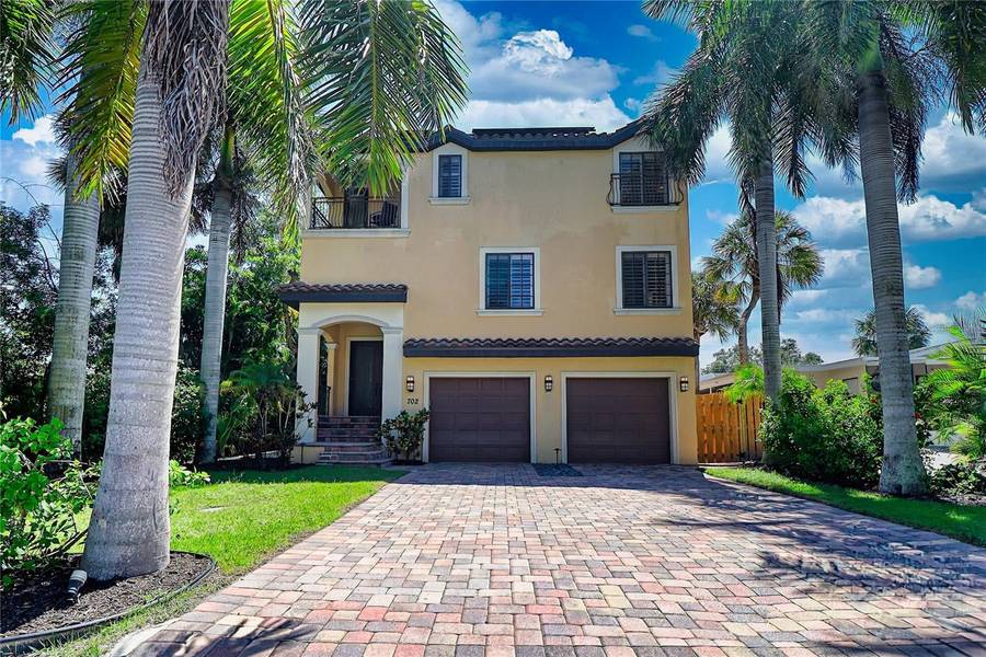 702 TREASURE BOAT WAY, Sarasota, FL 34242