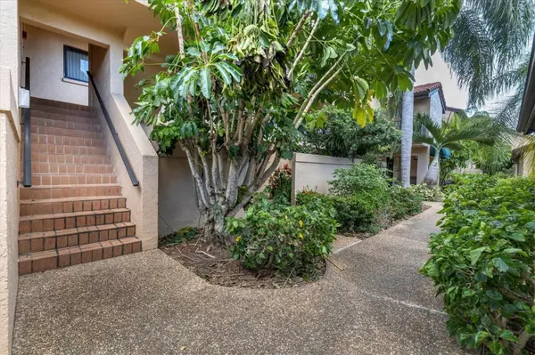 5565 ASHTON LAKE DR #5565, Sarasota, FL 34231