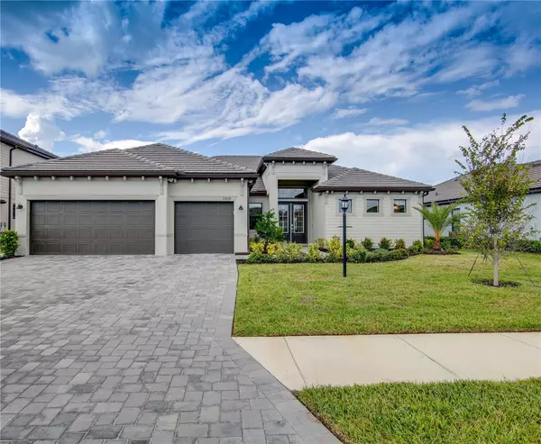 15909 TRADEWIND TER, Lakewood Ranch, FL 34211