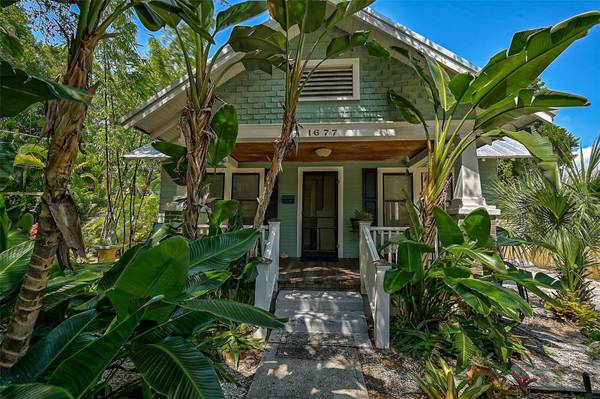 1677 4TH ST, Sarasota, FL 34236