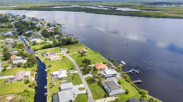 Punta Gorda, FL 33983,3328 PEACE RIVER DR