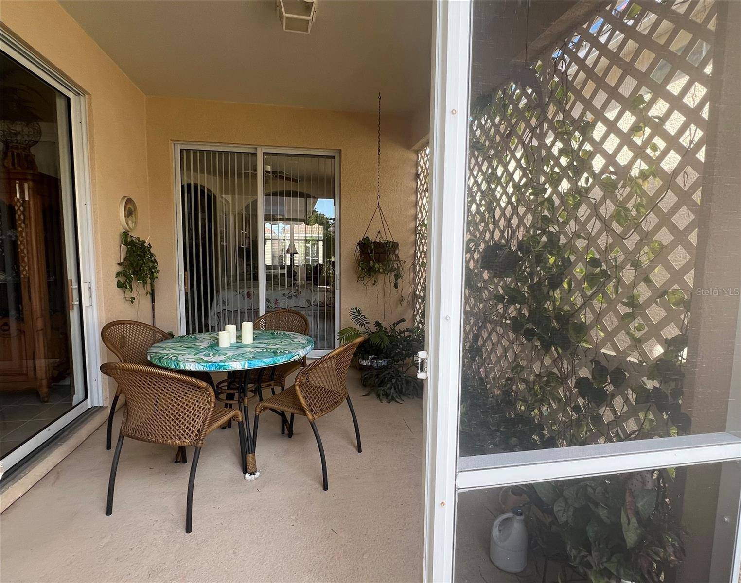 Sarasota, FL 34243,7818 33RD ST E