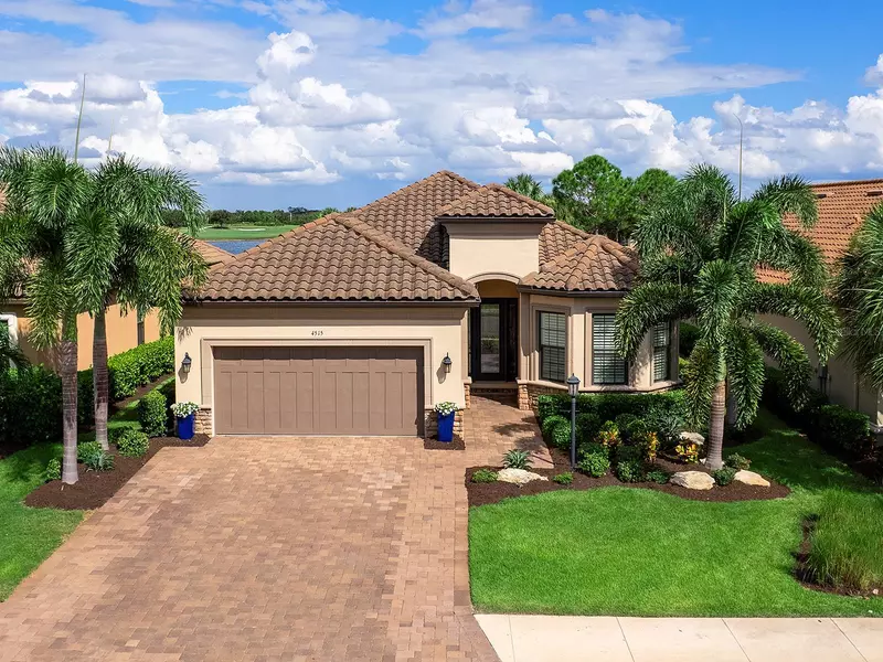 4515 TERRAZZA CT, Lakewood Ranch, FL 34211