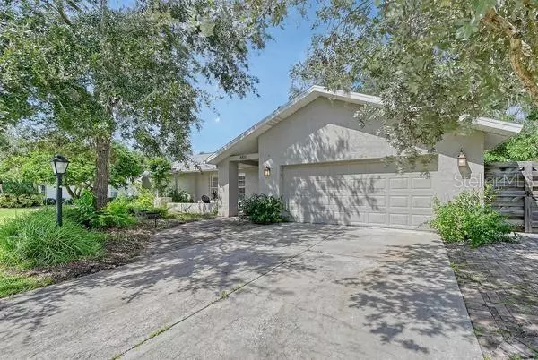 Sarasota, FL 34238,6511 WATERFORD CIR