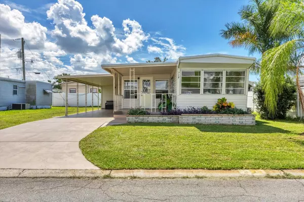 718 50TH AVENUE DR W, Bradenton, FL 34207