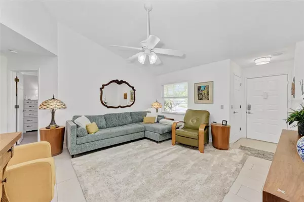 Sarasota, FL 34232,5774 DEER HOLLOW LN W