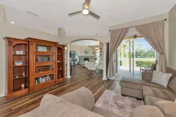 Lakewood Ranch, FL 34202,9933 LAUREL VALLEY AVENUE CIR