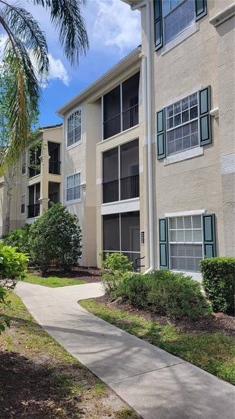 5160 NORTHRIDGE RD #206, Sarasota, FL 34238