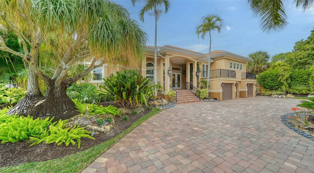 Sarasota, FL 34242,850 SIESTA KEY CIR