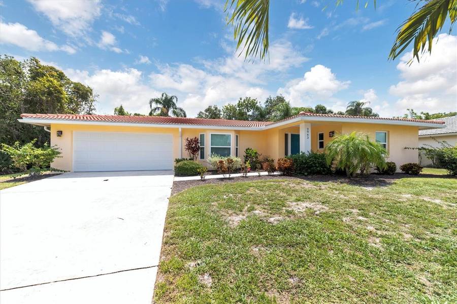 2943 TUCKERSTOWN DR, Sarasota, FL 34231