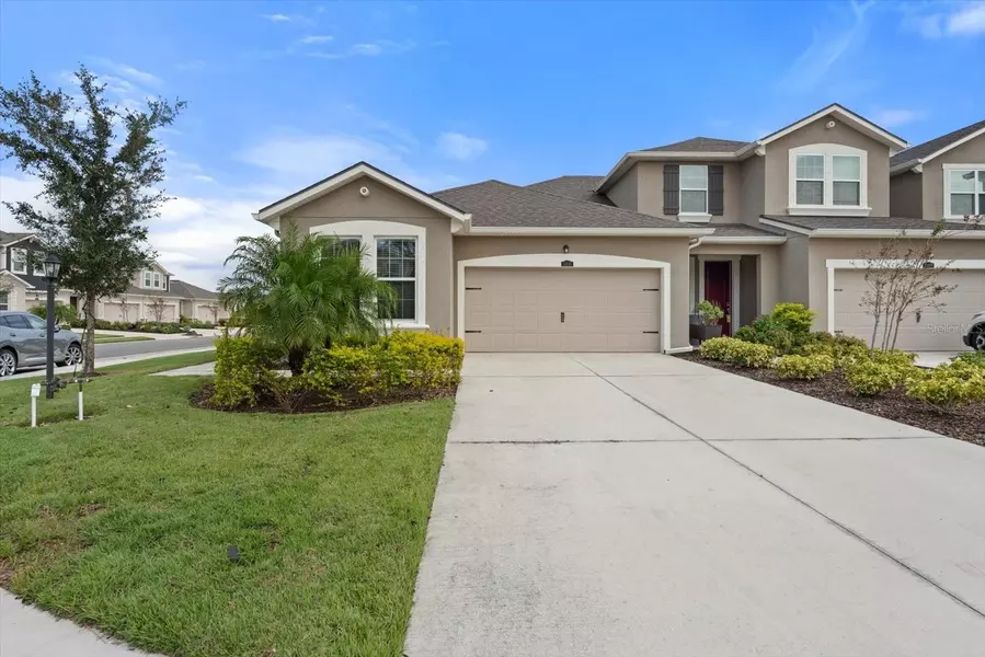 11445 ROLLING GREEN DR, Bradenton, FL 34211