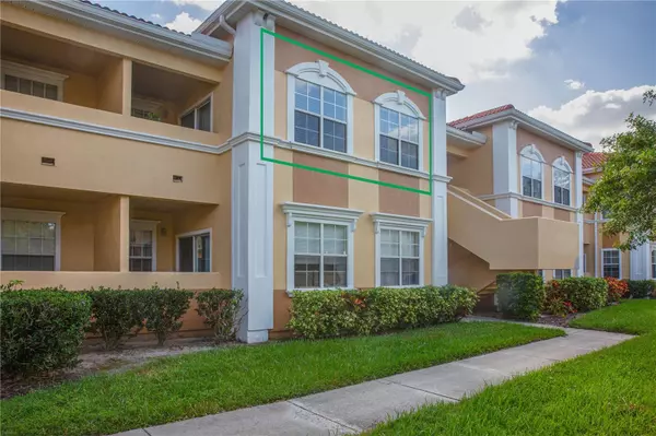 1135 VILLAGIO CIR #207, Sarasota, FL 34237