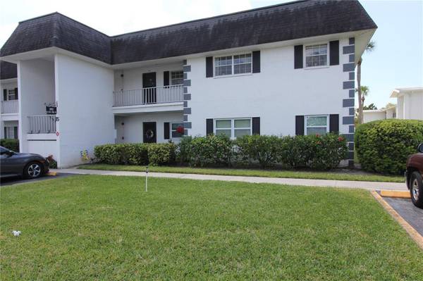 102 46TH AVENUE TER W #402,  Bradenton,  FL 34207