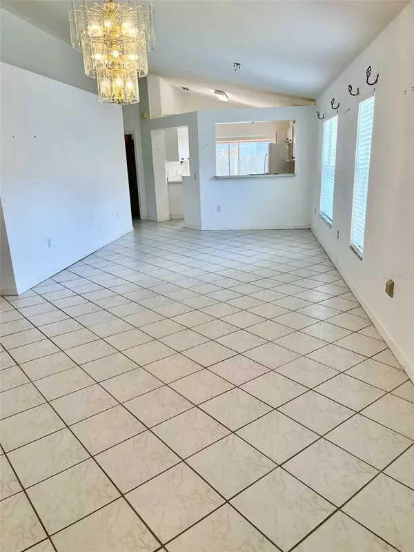 Palmetto, FL 34221,4909 70TH ST E