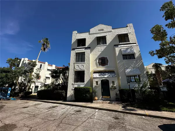 210 N 17TH ST W #21, Bradenton, FL 34205