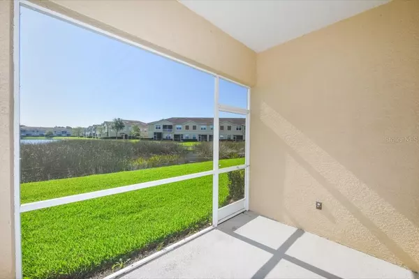 Sarasota, FL 34243,3768 PARKRIDGE CIR #23-104