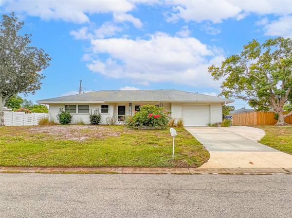 2442 HIBISCUS ST, Sarasota, FL 34239