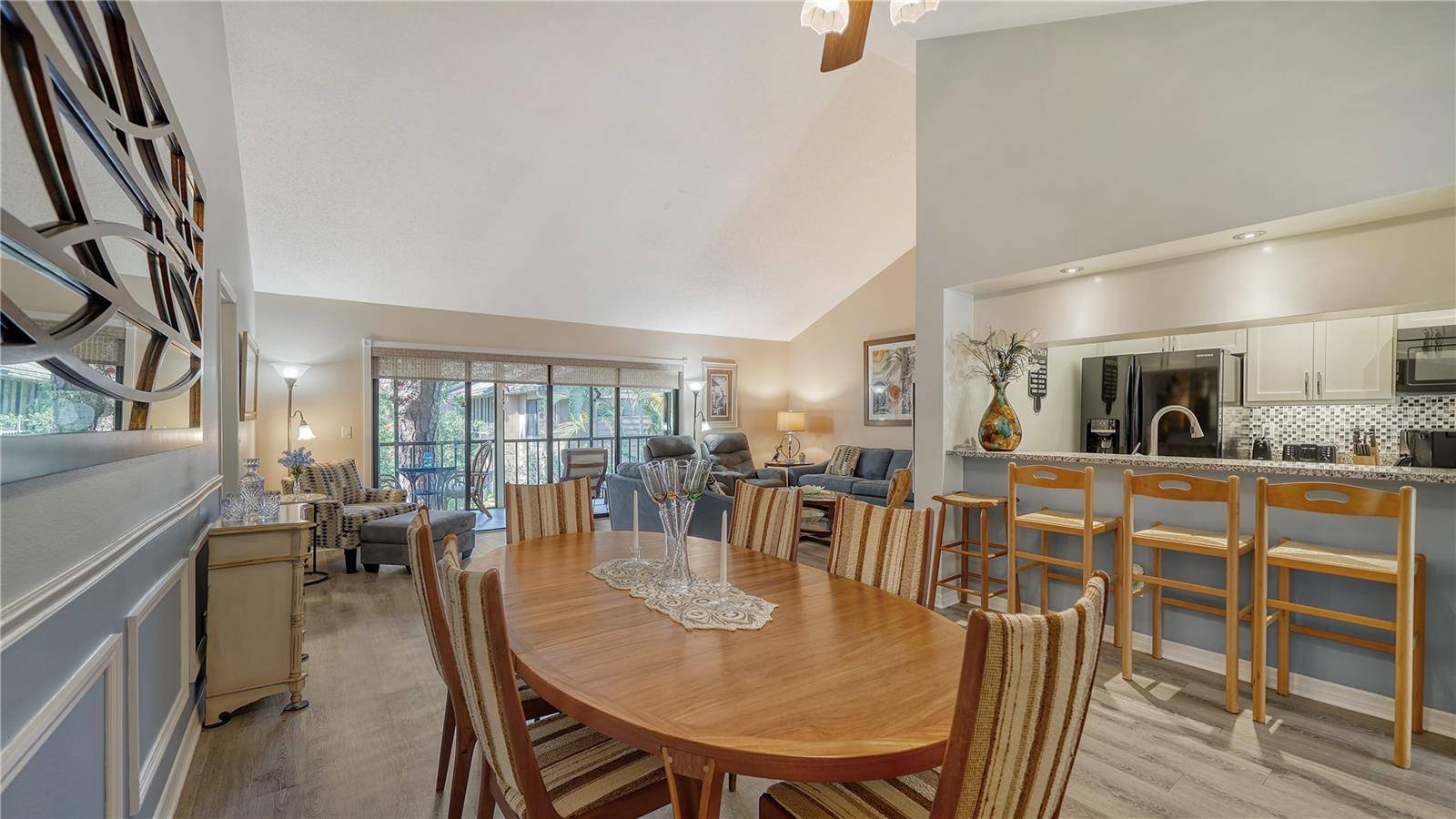 Sarasota, FL 34231,1703 PELICAN COVE RD #GL457