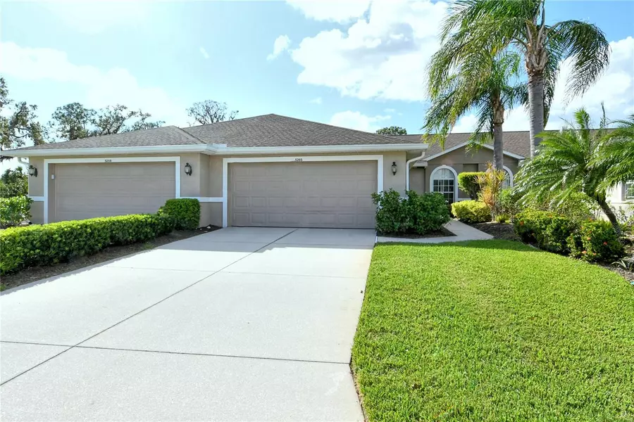 5265 CHASE OAKS DR, Sarasota, FL 34241