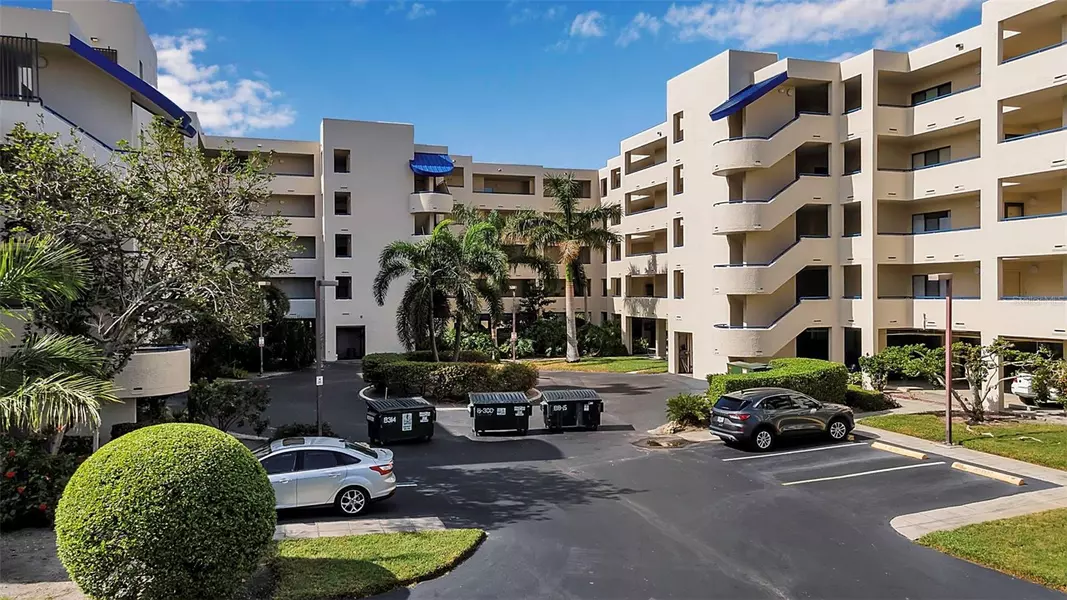 835 S OSPREY AVE #211, Sarasota, FL 34236