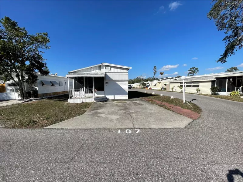 3275 26TH AVE E #107, Bradenton, FL 34208