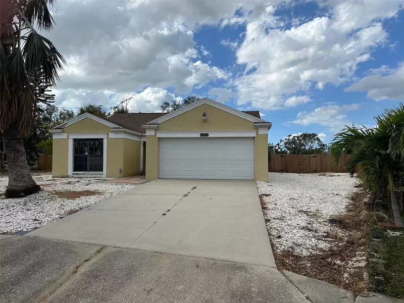 5682 25TH STREET CIR E, Bradenton, FL 34203