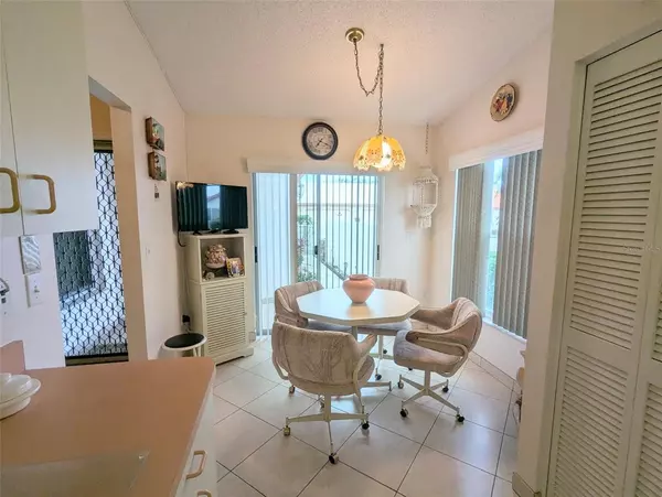 Sarasota, FL 34233,4209 MARSEILLES AVE #3224