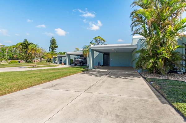 5915 43RD ST W,  Bradenton,  FL 34210