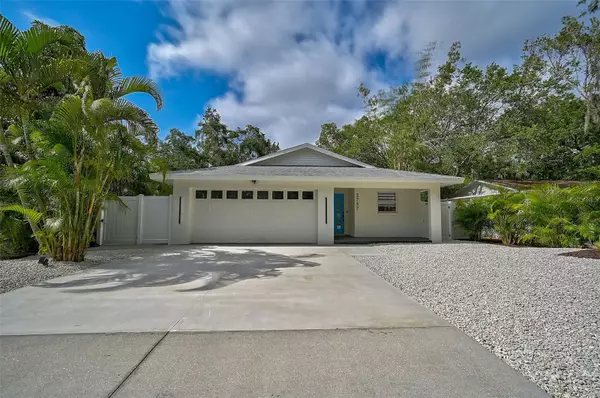2757 FLOYD ST,  Sarasota,  FL 34239