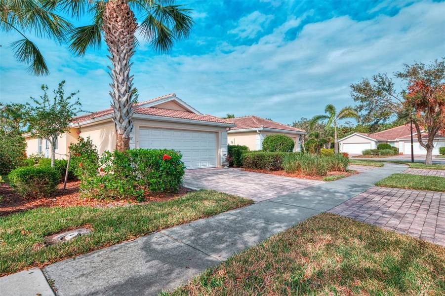 5907 GUARINO DR, Sarasota, FL 34238