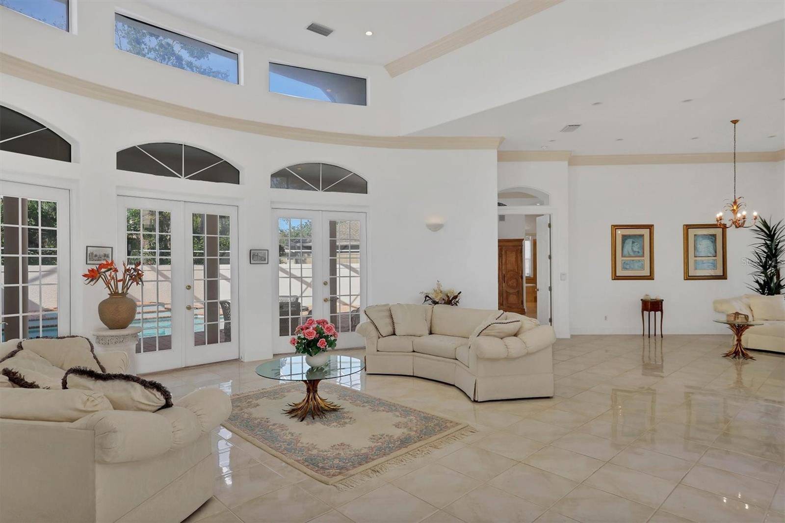 Sarasota, FL 34242,5331 SIESTA COVE DR