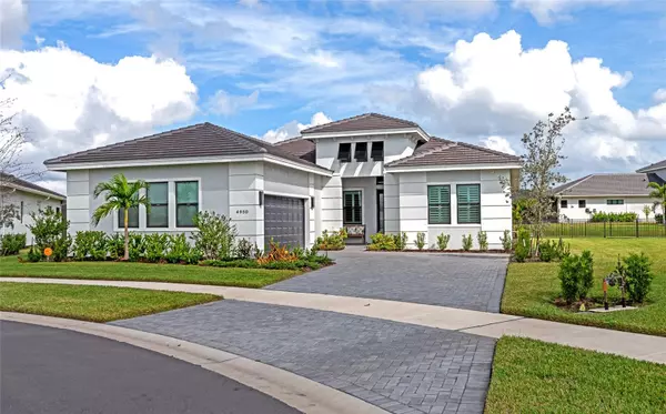 4950 KIVA CIR, Bradenton, FL 34211