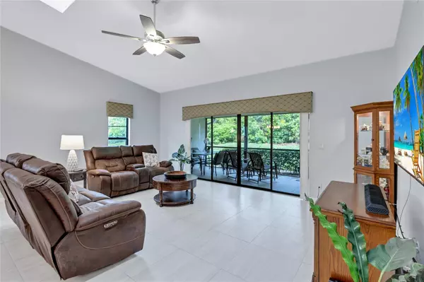 Sarasota, FL 34238,3956 WILSHIRE CIR E #164